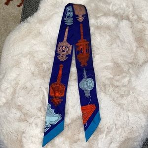 Hermès Blue Red Multicolor Print Silk Twilly Scarf Accessory